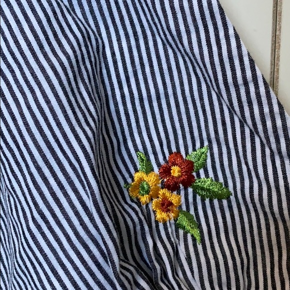 Forever 21 top - Picture 3 of 4